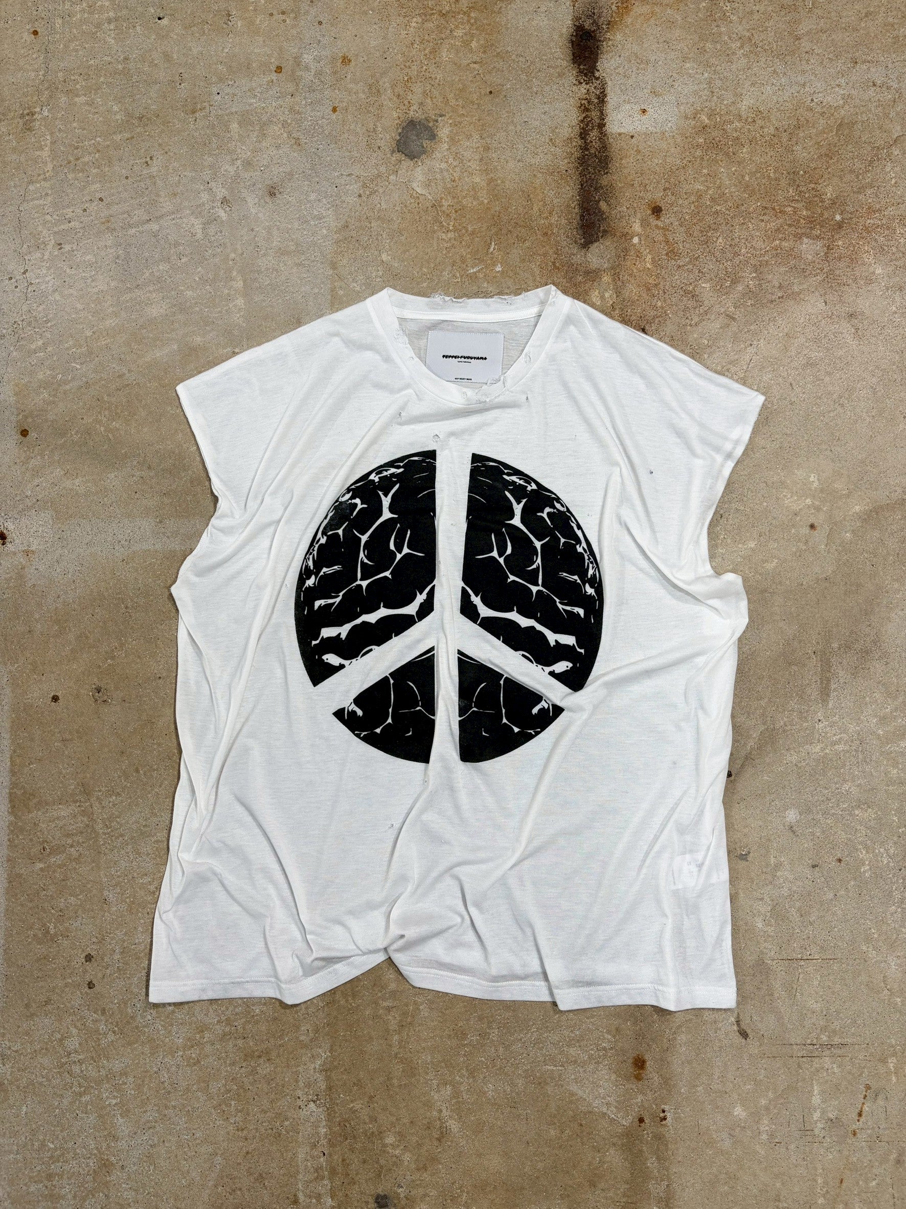 BRAIN CRASH NO-SLEEVE T-SHIRT