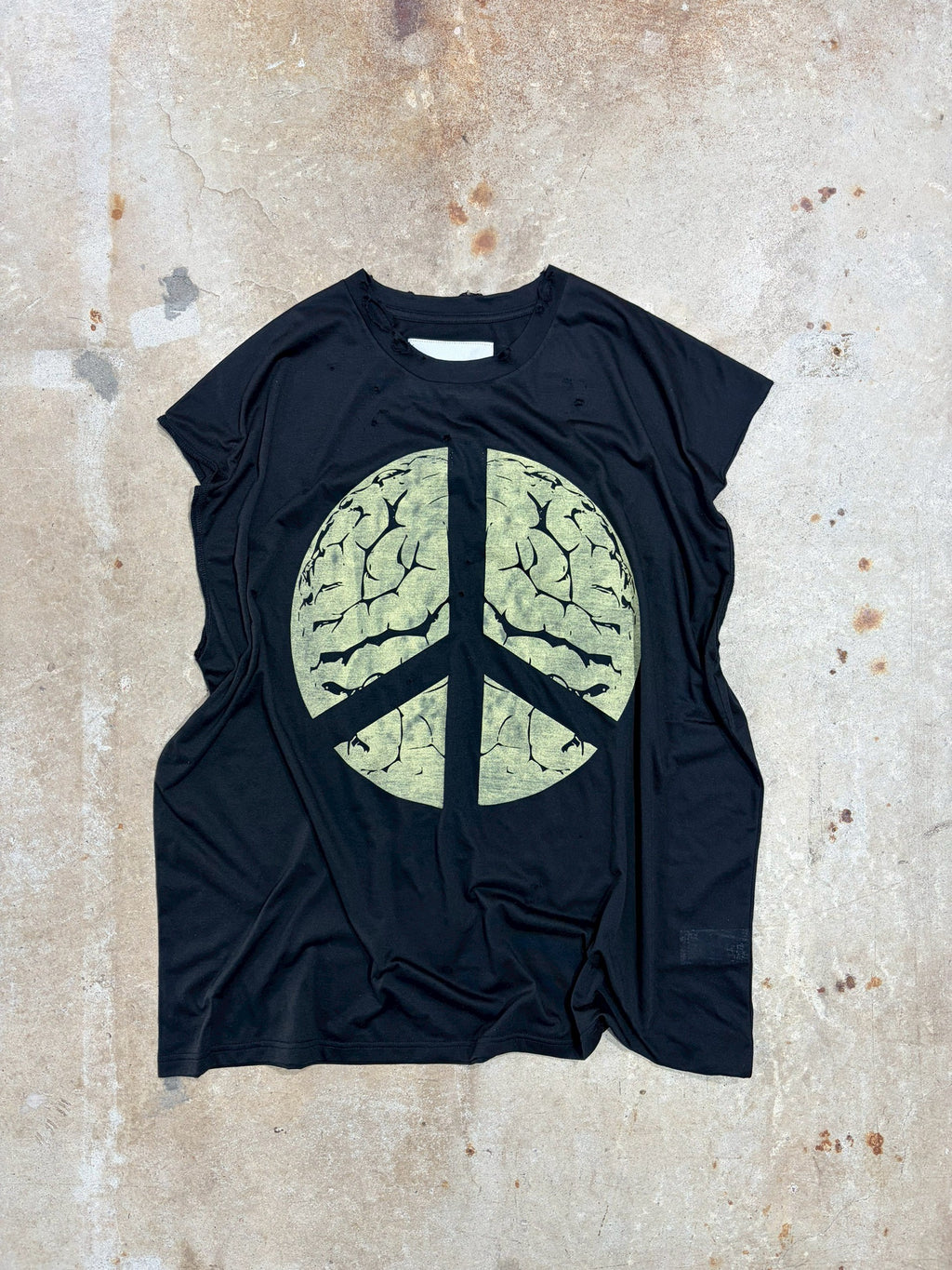 BRAIN CRASH NO-SLEEVE T-SHIRT