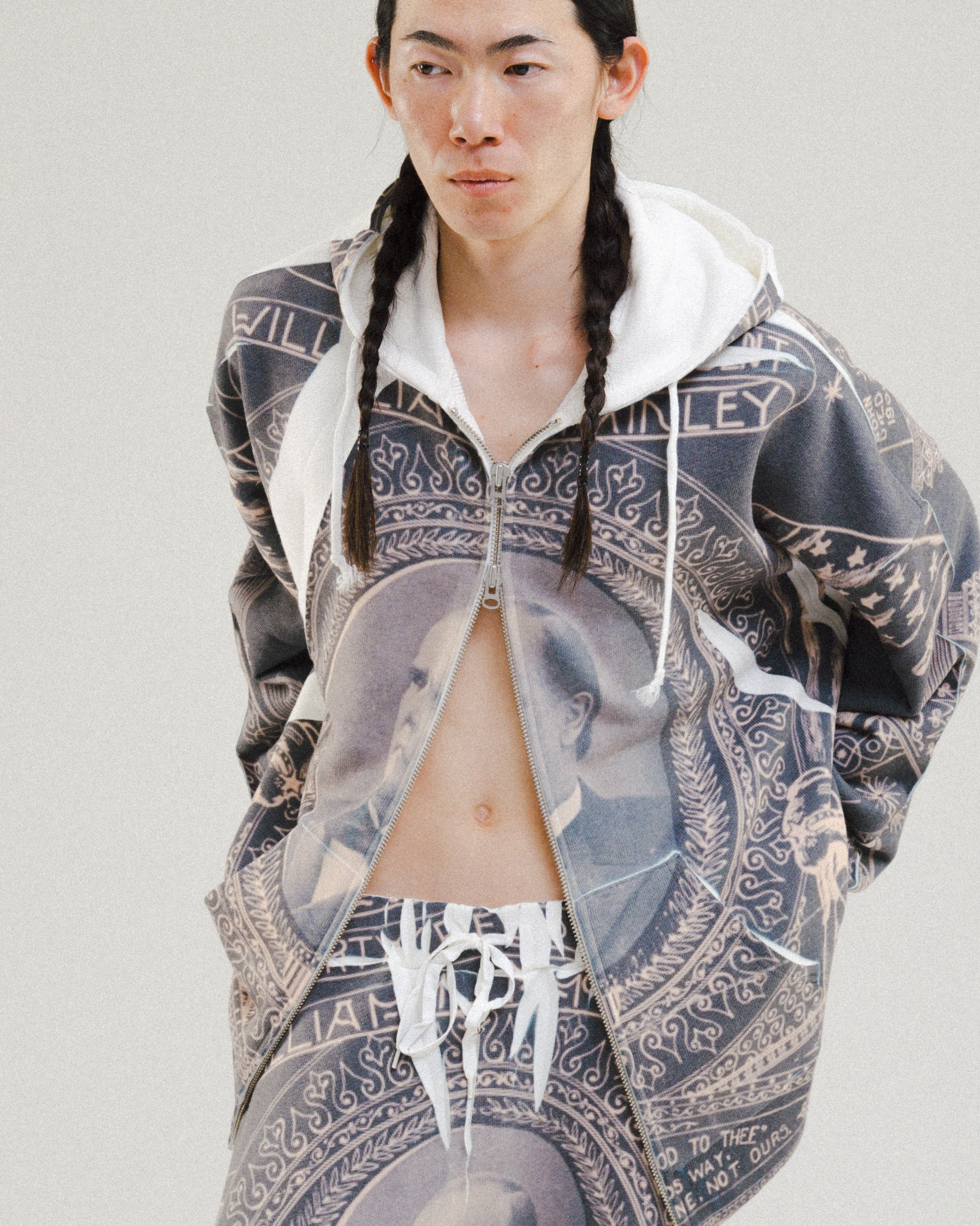 ART PRINT W-ZIP PARKA