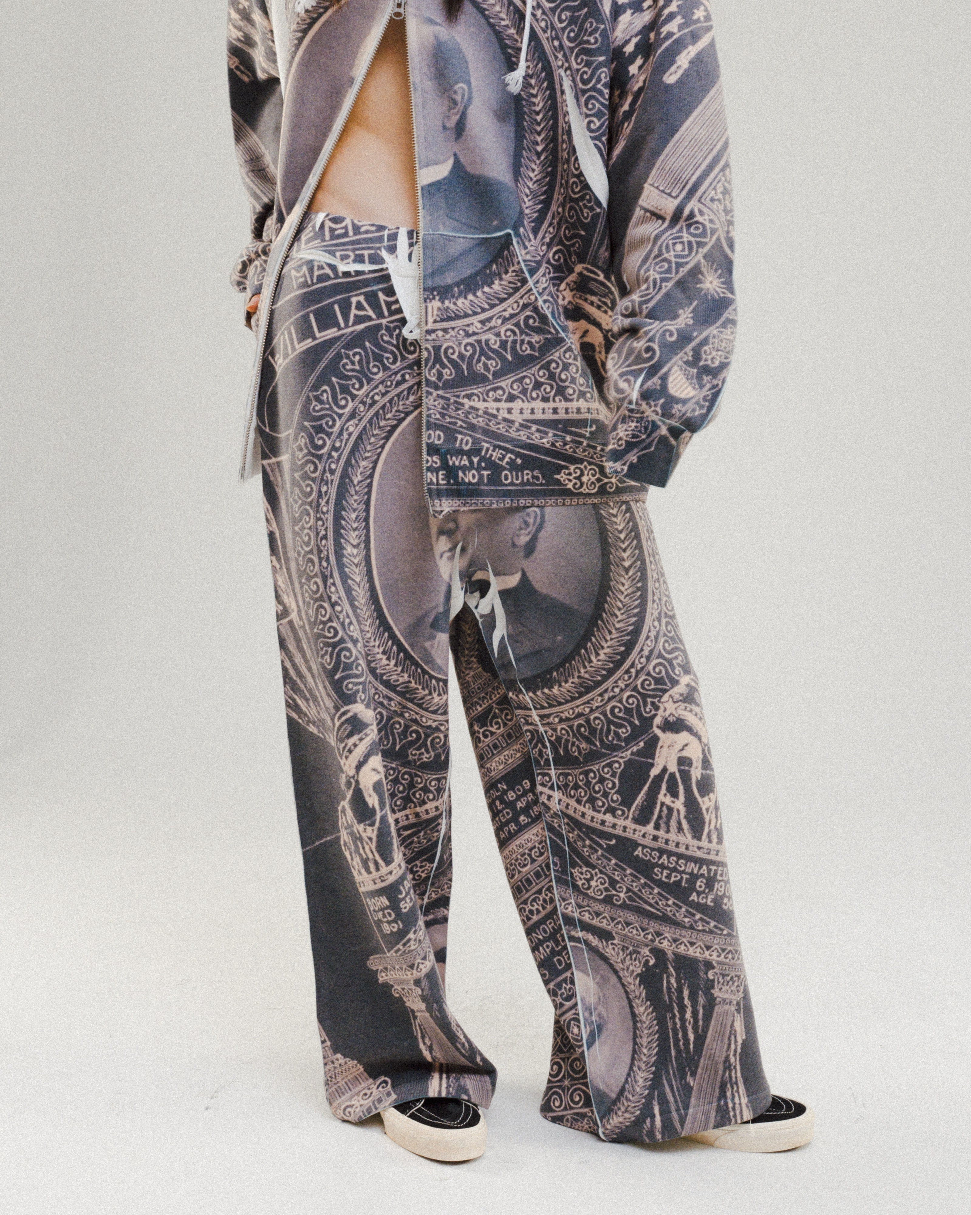 ART PRINT LOOSE PANTS