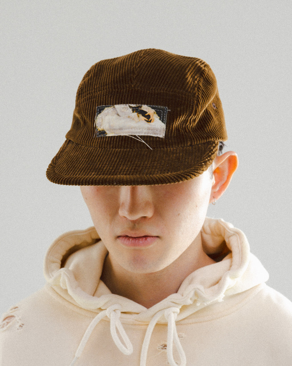 PATCH CORDUROY CAP (BROWN）