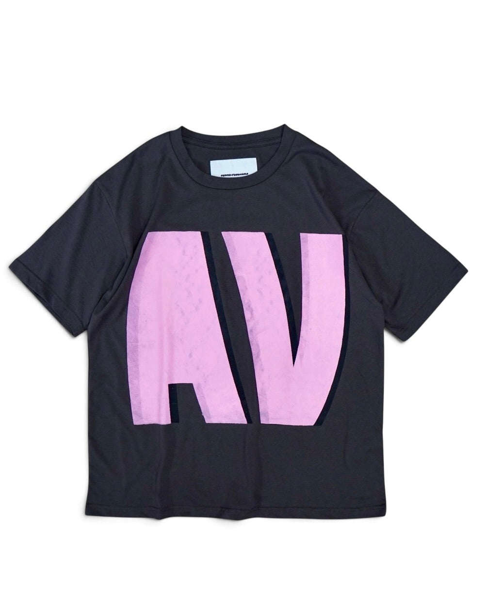 AV T-SHIRT