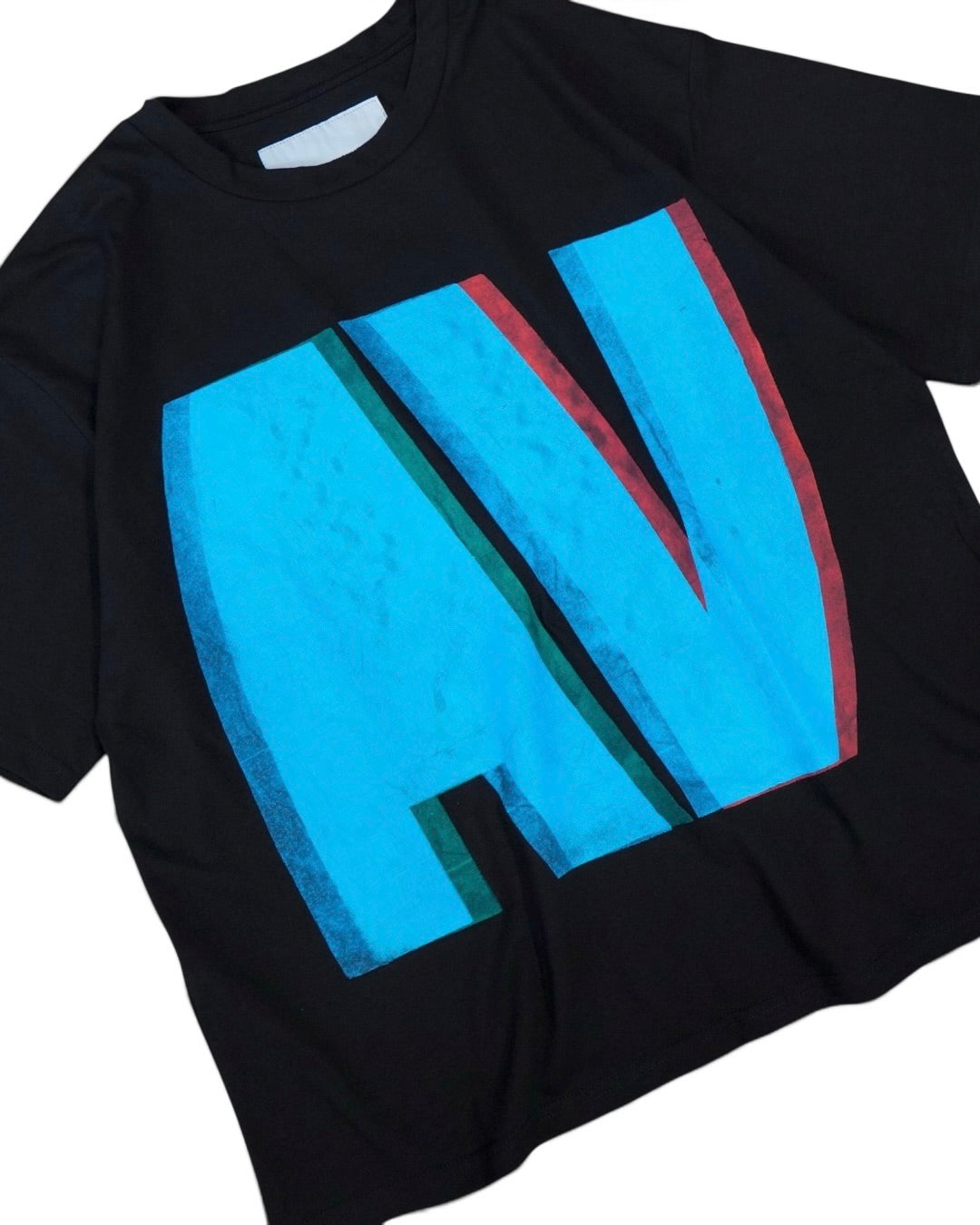 AV T-SHIRT